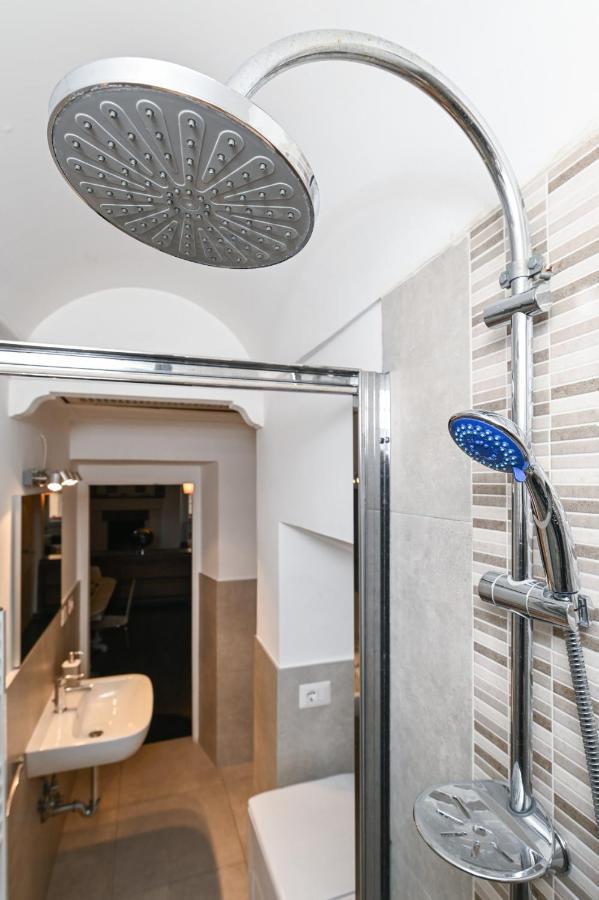 Gorgeous Trastevere Loft On The River Рим Екстер'єр фото